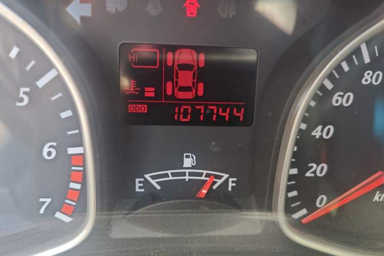 Used FAW Xiali N7 2013 1.3L Manual Luxury Model Odometer Close Up