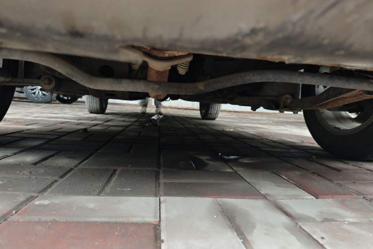 Used FAW Xiali N7 2013 1.3L Manual Luxury Model Chassis Front