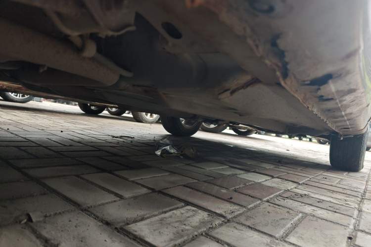 Used FAW Xiali N7 2013 1.3L Manual Luxury Model Chassis Rear Right