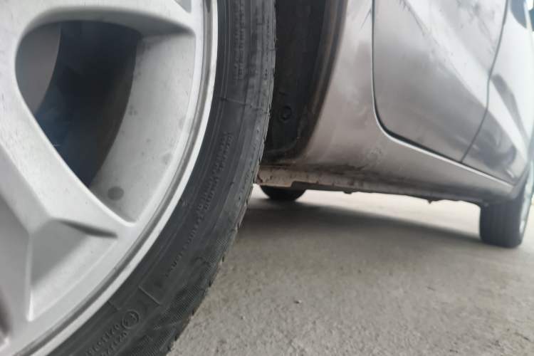 Used FAW Xiali N7 2013 1.3L Manual Luxury Model Chassis Rear Right