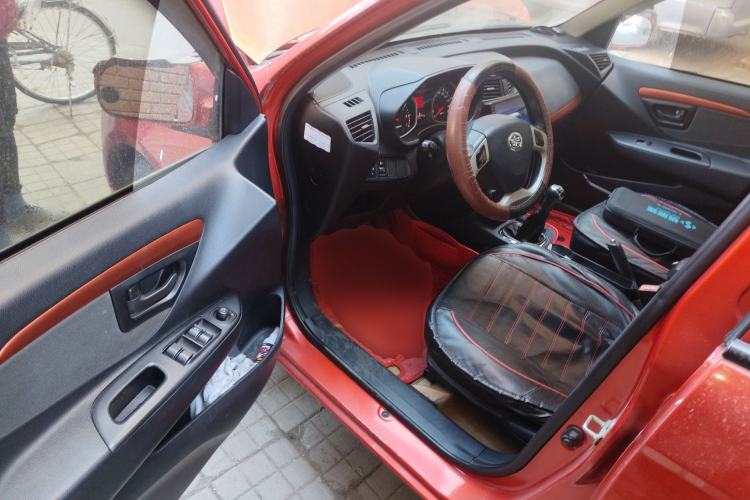 Used FAW Xiali N7 2013 1.3L Manual Luxury Model Driver Seat
