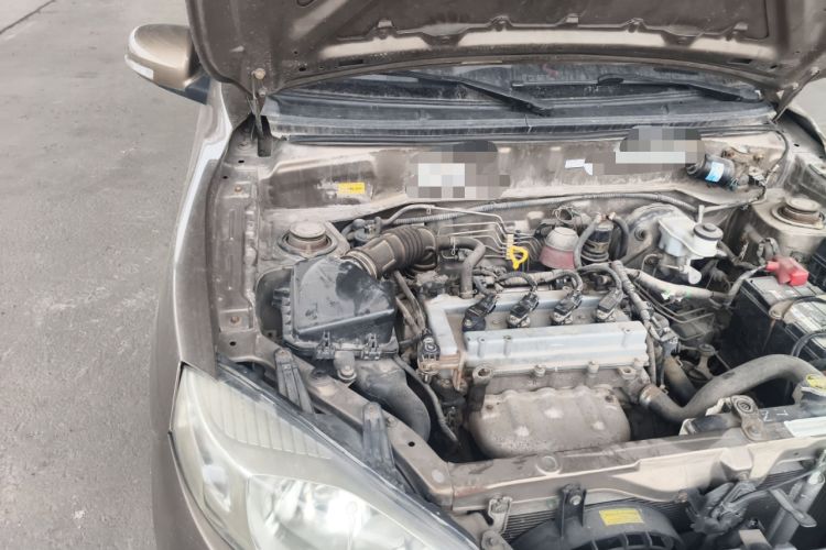 Used FAW Xiali N7 2013 1.3L Manual Luxury Model Engine Bay Right