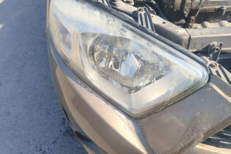 Used FAW Xiali N7 2013 1.3L Manual Luxury Model Right Front Headlight