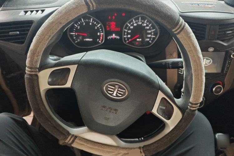 Used FAW Xiali N7 2013 1.3L Manual Luxury Model Steering Wheel