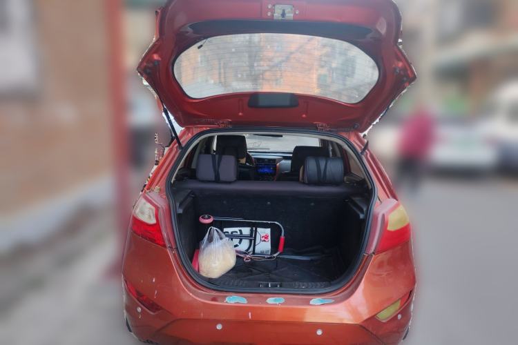 Used FAW Xiali N7 2013 1.3L Manual Luxury Model Trunk