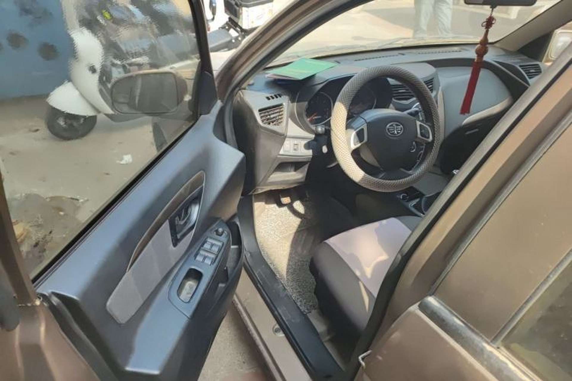 Used FAW Xiali N7 2014 1.3L Manual Sport Luxury Model Driver Seat