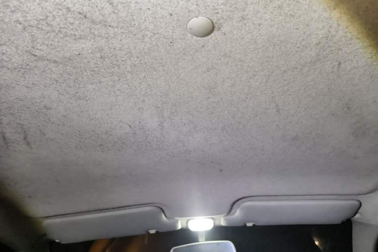 Used FAW Xiali N7 2014 1.3L Manual Sport Prestige Edition Headliner