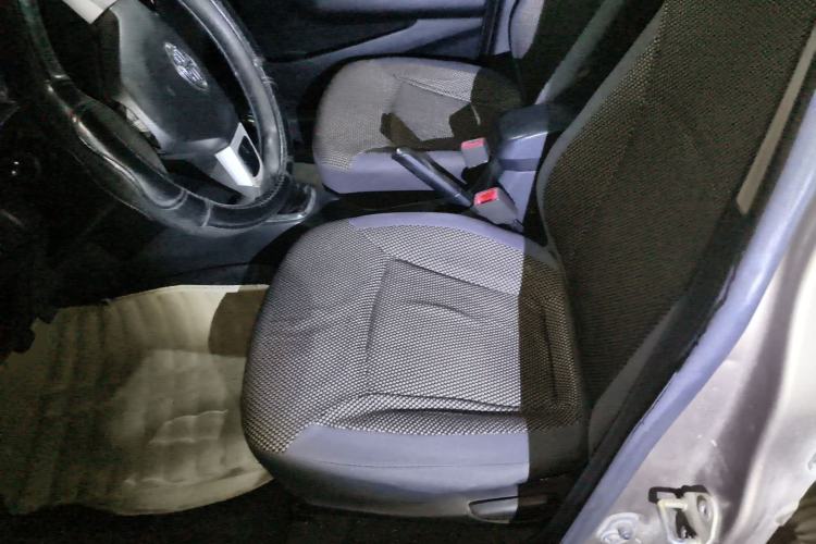 Used FAW Xiali N7 2014 1.3L Manual Sport Prestige Edition Left Front Seat