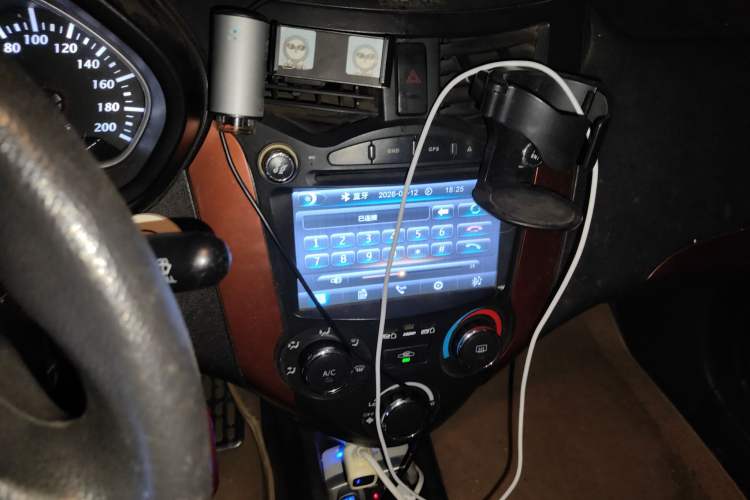 Used FAW Xiali N7 2014 1.3L Manual Sport Luxury Model Audio And AC Panel