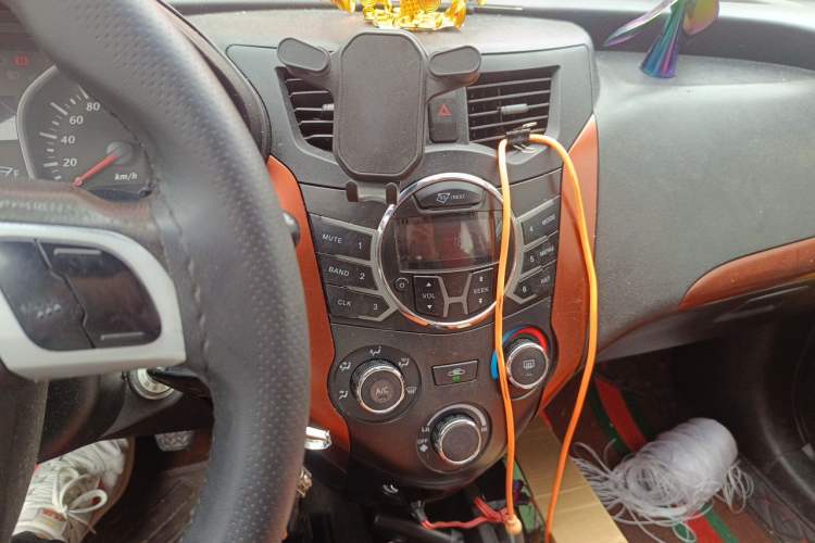 Used FAW Xiali N7 2014 1.3L Manual Sport Luxury Model Audio And AC Panel