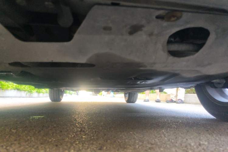 Used FAW Xiali N7 2014 1.3L Manual Sport Comfort Model Chassis Front