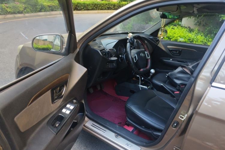 Used FAW Xiali N7 2014 1.3L Manual Sport Comfort Model Driver Seat