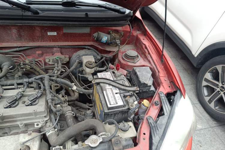 Used FAW Xiali N7 2014 1.3L Manual Sport Luxury Model Engine Bay Left