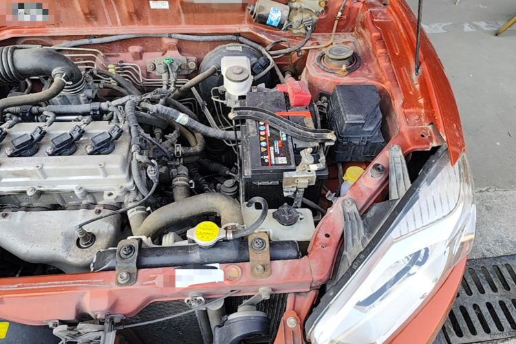 Used FAW Xiali N7 2014 1.3L Manual Sport Prestige Edition Engine Bay Left