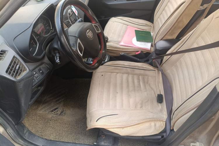 Used FAW Xiali N7 2014 1.3L Manual Sport Comfort Model Left Front Seat