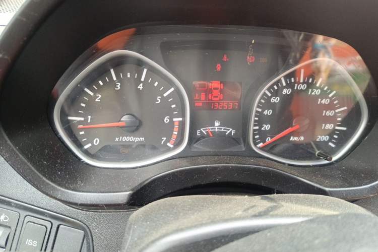 Used FAW Xiali N7 2014 1.3L Manual Sport Luxury Model Odometer Close Up