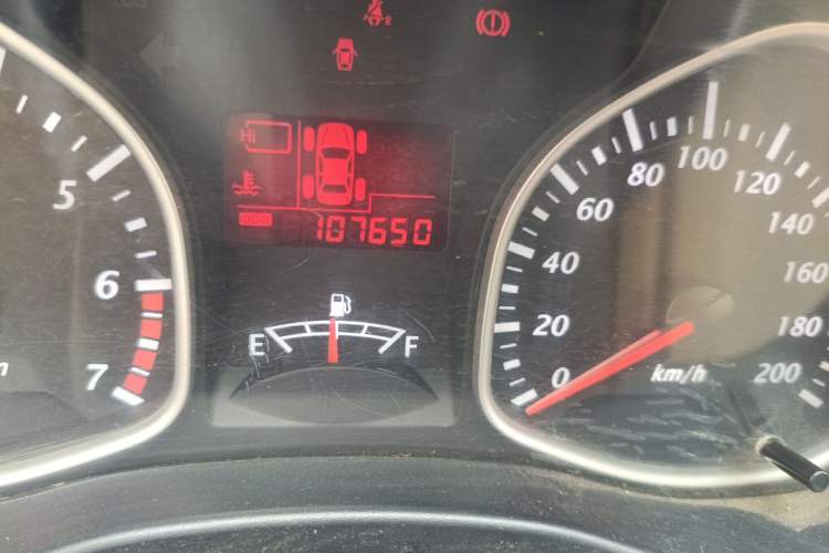 Used FAW Xiali N7 2014 1.3L Manual Sport Comfort Model Odometer Close Up
