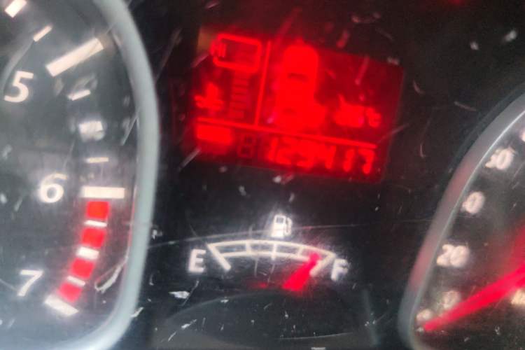 Used FAW Xiali N7 2014 1.3L Manual Sport Comfort Model Odometer Close Up