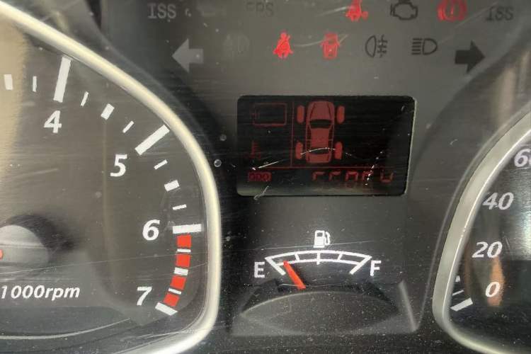 Used FAW Xiali N7 2014 1.3L Manual Sport Luxury Model Odometer Close Up