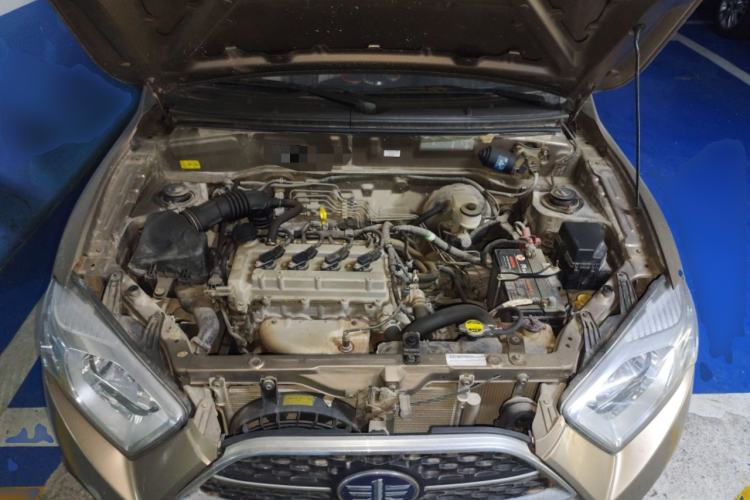 Used FAW Xiali N7 2015 1.3L Automatic Luxury Model Engine Bay