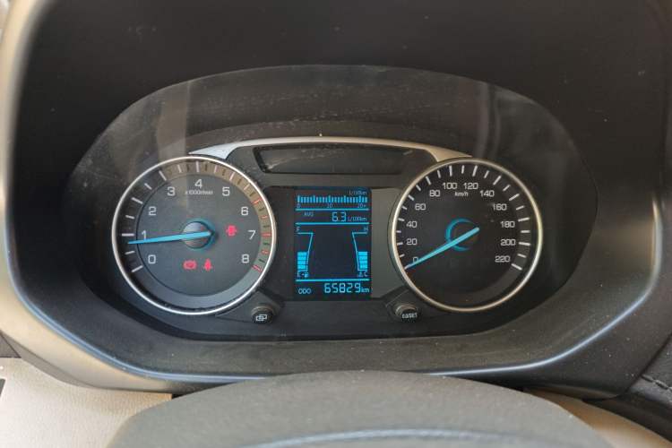 Used FAW Yingzhi 727 2016 1.5L Standard Edition Instrument Cluster