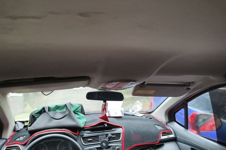 Used FAW Yingzhi 727 2016 1.5L Standard Edition Headliner