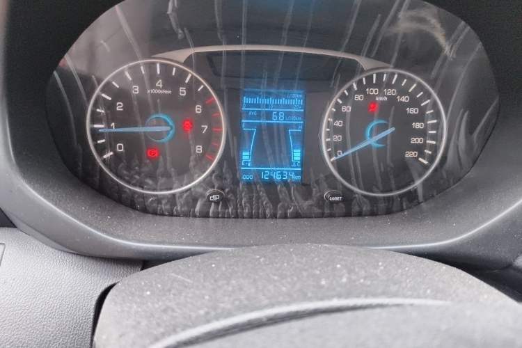 Used FAW Yingzhi 727 2016 1.5L Standard Edition Odometer Close Up