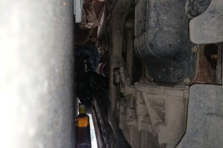 Used FAW Yingzhi 727 2016 1.5L Business Edition Chassis Front