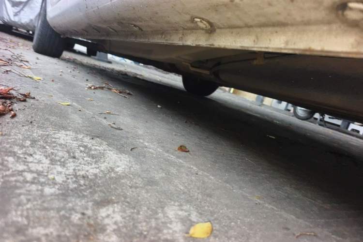 Used FAW Yingzhi 727 2016 1.5L Standard Edition Chassis Rear Left