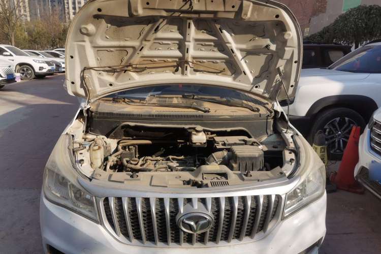 Used FAW Yingzhi 727 2016 1.5L Standard Edition Engine Bay