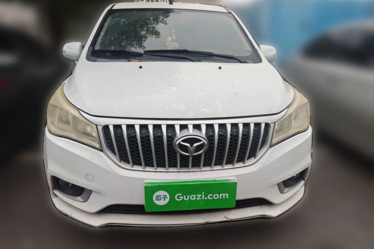 Used FAW Yingzhi 727 2016 1.5L Standard Edition Front