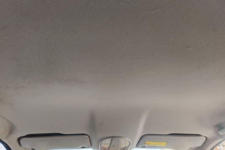 Used FAW Yingzhi 727 2016 1.5L Standard Edition Headliner