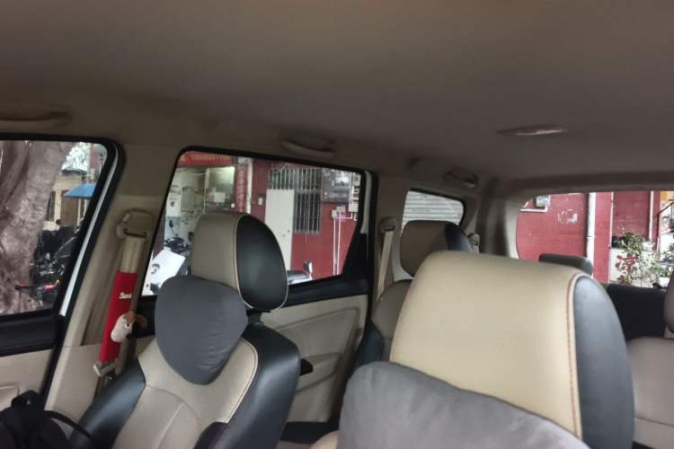 Used FAW Yingzhi 727 2016 1.5L Standard Edition Headliner
