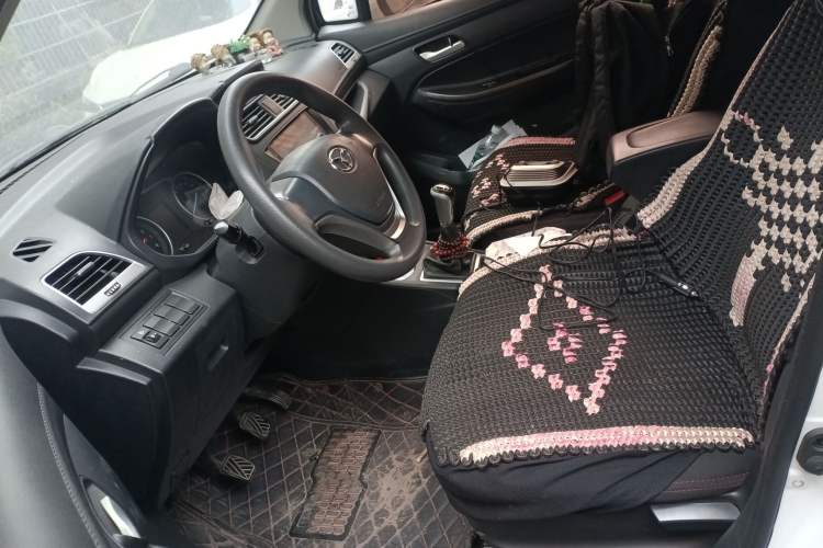Used FAW Yingzhi 727 2016 1.5L Startup Edition Left Front Seat