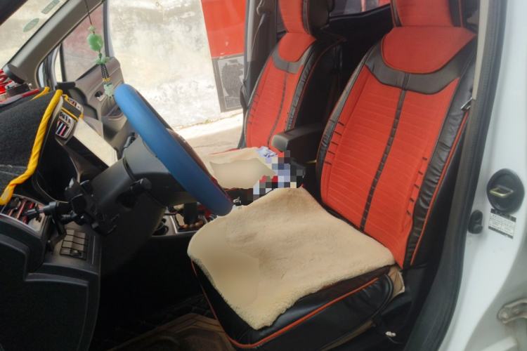 Used FAW Yingzhi 727 2016 1.5L Standard Edition Left Front Seat