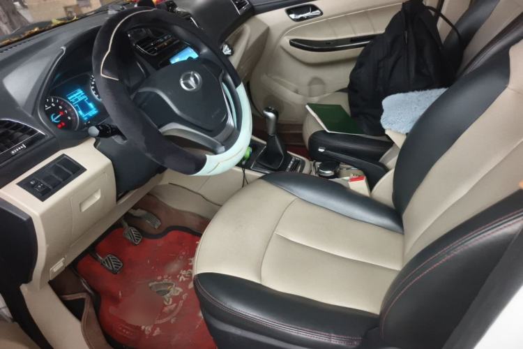 Used FAW Yingzhi 727 2016 1.5L Standard Edition Left Front Seat