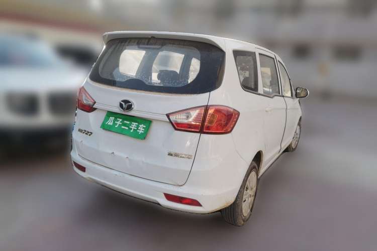Used FAW Yingzhi 727 2016 1.5L Standard Edition Rear Right 45 Deg