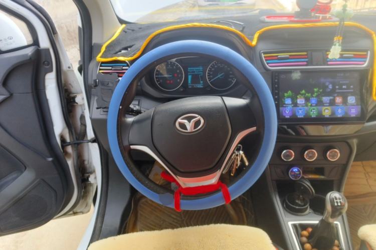 Used FAW Yingzhi 727 2016 1.5L Standard Edition Steering Wheel