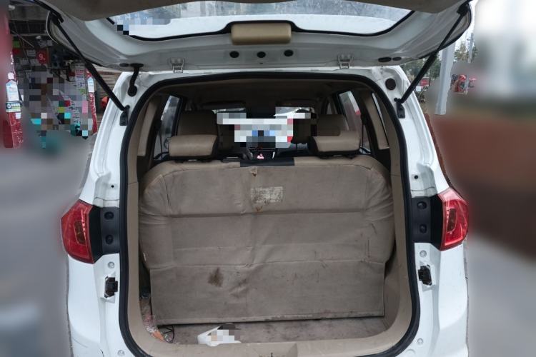 Used FAW Yingzhi 727 2016 1.5L Business Edition Trunk