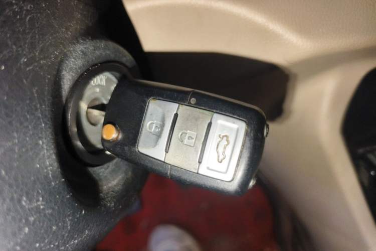 Used FAW Yingzhi 727 2016 1.5L Standard Edition Vehicle Key