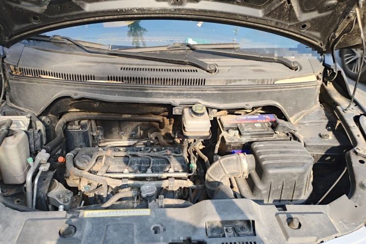 Used FAW Yingzhi 727 2017 1.5L Standard Edition Engine Bay