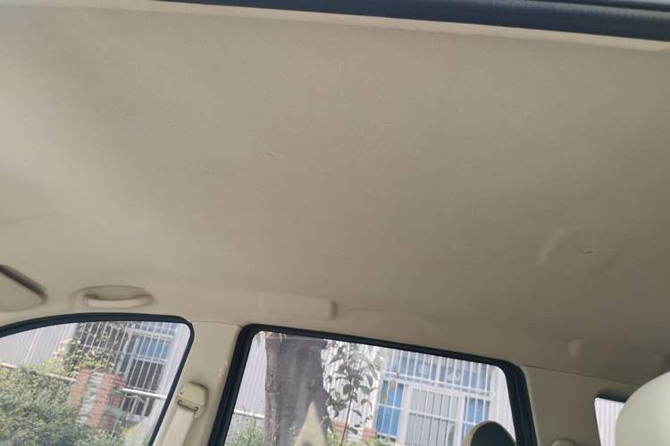 Used FAW Yingzhi 727 2017 1.5L Standard Edition Headliner