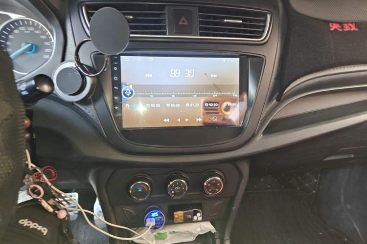 Used FAW Yingzhi 727 2017 1.5L Standard Edition Audio And AC Panel