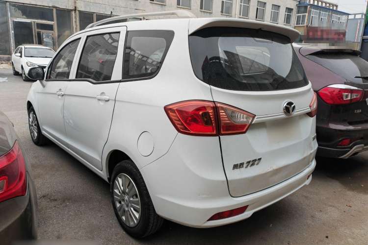 Used FAW Yingzhi 727 2017 1.5L Standard Edition Exterior 4
