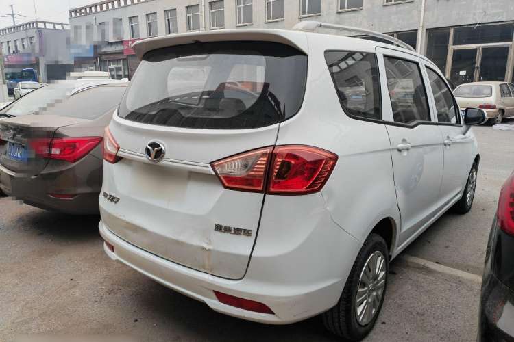 Used FAW Yingzhi 727 2017 1.5L Standard Edition Exterior 6