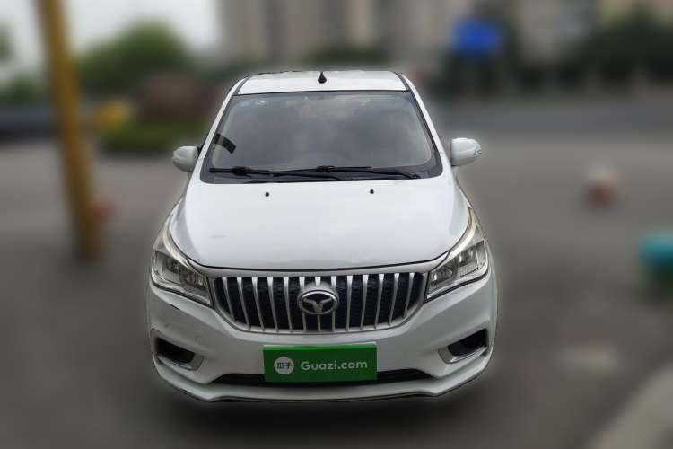 Used FAW Yingzhi 727 2017 1.5L Standard Edition Front