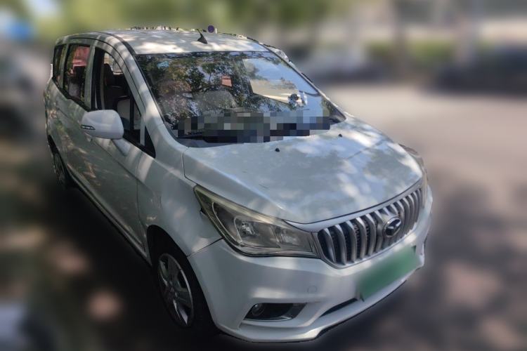 Used FAW Yingzhi 727 2017 1.5L Business Edition Front Right 45 Deg