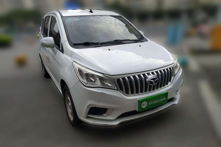 Used FAW Yingzhi 727 2017 1.5L Standard Edition Front Right 45 Deg