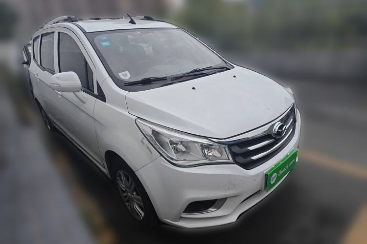 Used FAW Yingzhi 727 2017 1.5L Standard Edition Front Right 45 Deg