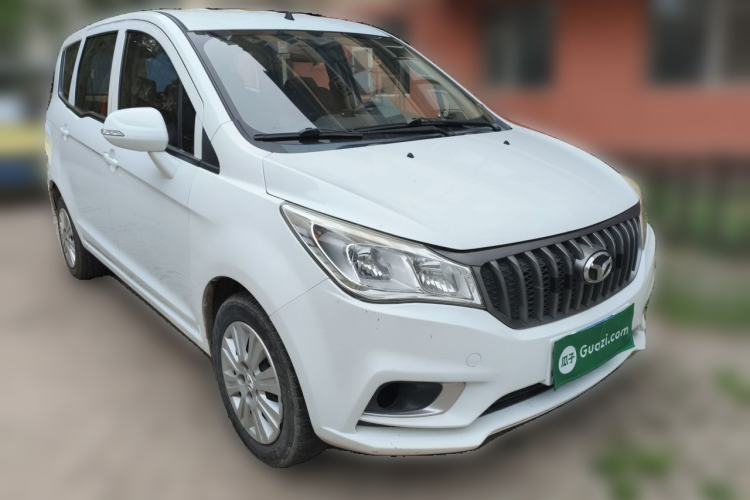 Used FAW Yingzhi 727 2017 1.5L Business Edition Front Right 45 Deg